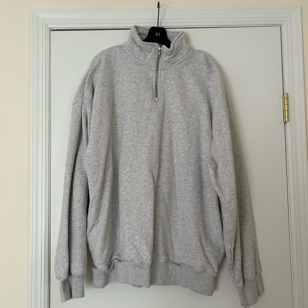Brandy Melville Quarter Zip Sweatshirt - Gray